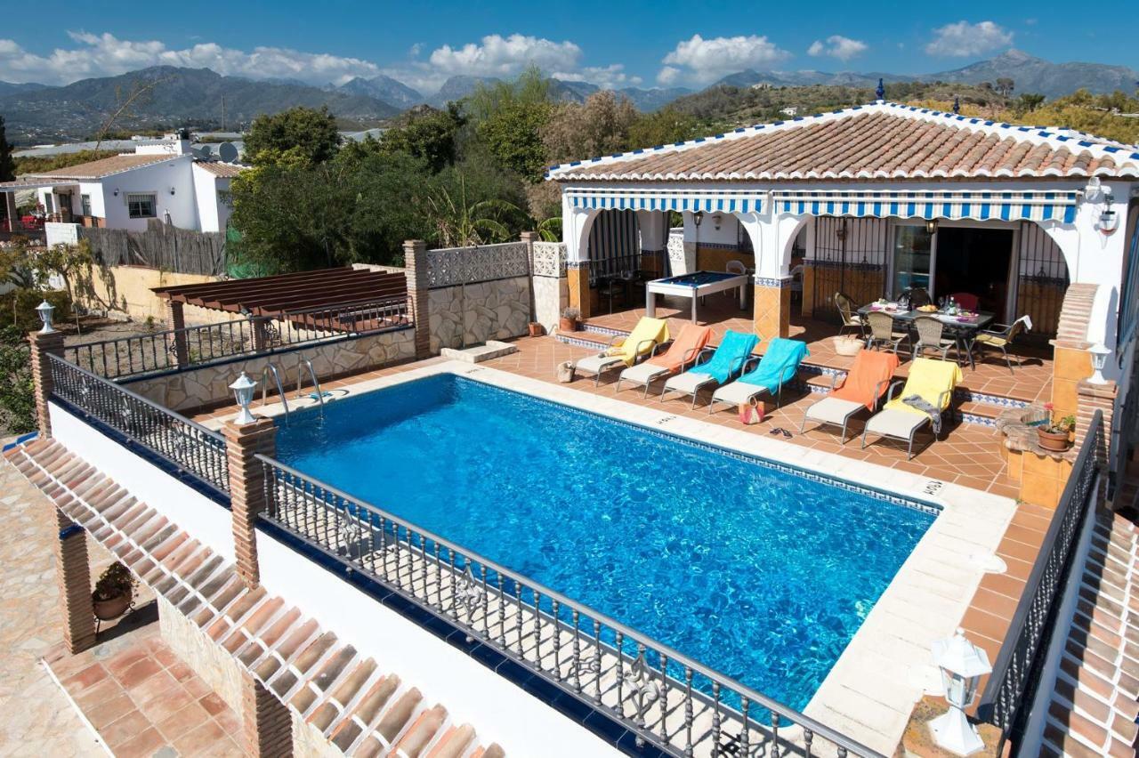 Villa Triana Nerja Exterior photo